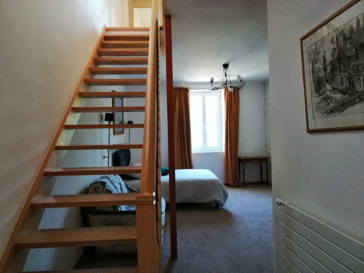 Chambres D'Hotes Le Cedre Bleu Saint-Lattier Exterior foto